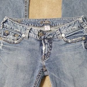 Silver Tuesday Flare Jeans (30×33)